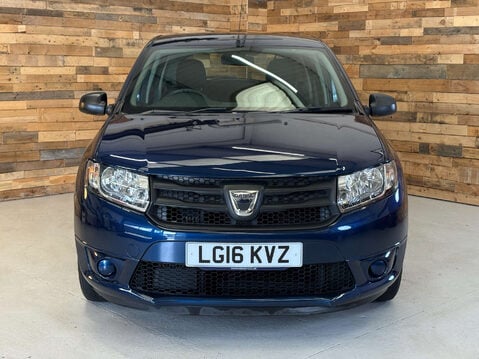 Dacia Sandero 0.9 TCe Ambiance Hatchback 5dr Petrol Manual Euro 6 (s/s) (90 ps) 
