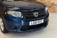 Dacia Sandero 0.9 TCe Ambiance Hatchback 5dr Petrol Manual Euro 6 (s/s) (90 ps) 70