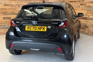 Toyota Yaris 1.5 VVT-h Icon Hatchback 5dr Petrol Hybrid E-CVT Euro 6 (s/s) (116 ps) 49