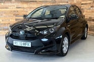 Toyota Yaris 1.5 VVT-h Icon Hatchback 5dr Petrol Hybrid E-CVT Euro 6 (s/s) (116 ps) 12