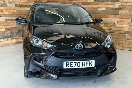 Toyota Yaris 1.5 VVT-h Icon Hatchback 5dr Petrol Hybrid E-CVT Euro 6 (s/s) (116 ps) 18