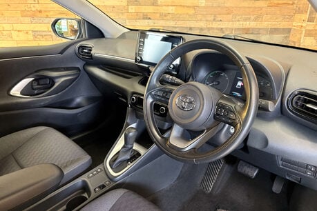 Toyota Yaris 1.5 VVT-h Icon Hatchback 5dr Petrol Hybrid E-CVT Euro 6 (s/s) (116 ps) 7