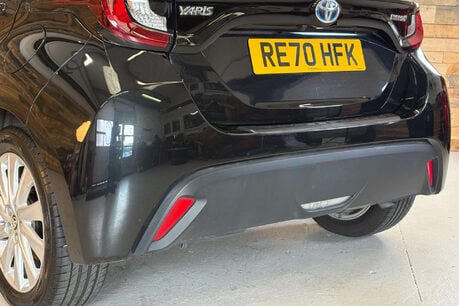 Toyota Yaris 1.5 VVT-h Icon Hatchback 5dr Petrol Hybrid E-CVT Euro 6 (s/s) (116 ps) 63