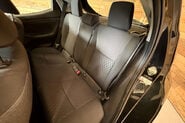 Toyota Yaris 1.5 VVT-h Icon Hatchback 5dr Petrol Hybrid E-CVT Euro 6 (s/s) (116 ps) 39