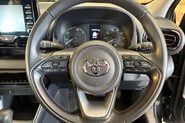 Toyota Yaris 1.5 VVT-h Icon Hatchback 5dr Petrol Hybrid E-CVT Euro 6 (s/s) (116 ps) 6