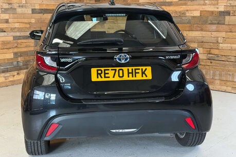 Toyota Yaris 1.5 VVT-h Icon Hatchback 5dr Petrol Hybrid E-CVT Euro 6 (s/s) (116 ps) 72