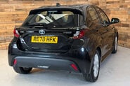 Toyota Yaris 1.5 VVT-h Icon Hatchback 5dr Petrol Hybrid E-CVT Euro 6 (s/s) (116 ps) 17