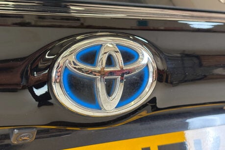 Toyota Yaris 1.5 VVT-h Icon Hatchback 5dr Petrol Hybrid E-CVT Euro 6 (s/s) (116 ps) 65