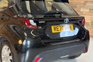 Toyota Yaris 1.5 VVT-h Icon Hatchback 5dr Petrol Hybrid E-CVT Euro 6 (s/s) (116 ps) 62