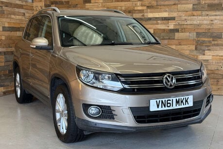 Volkswagen Tiguan 2.0 TDI BlueMotion Tech SE SUV 5dr Diesel Manual 2WD Euro 5 (s/s) (140 ps) 1