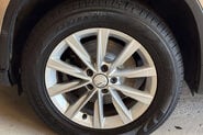 Volkswagen Tiguan 2.0 TDI BlueMotion Tech SE SUV 5dr Diesel Manual 2WD Euro 5 (s/s) (140 ps) 52