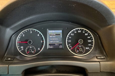 Volkswagen Tiguan 2.0 TDI BlueMotion Tech SE SUV 5dr Diesel Manual 2WD Euro 5 (s/s) (140 ps) 10