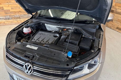 Volkswagen Tiguan 2.0 TDI BlueMotion Tech SE SUV 5dr Diesel Manual 2WD Euro 5 (s/s) (140 ps) 73