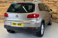 Volkswagen Tiguan 2.0 TDI BlueMotion Tech SE SUV 5dr Diesel Manual 2WD Euro 5 (s/s) (140 ps) 6