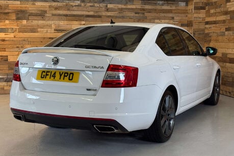 Skoda Octavia 2.0 TFSI vRS Hatchback 5dr Petrol Manual Euro 6 (s/s) (220 ps) 6