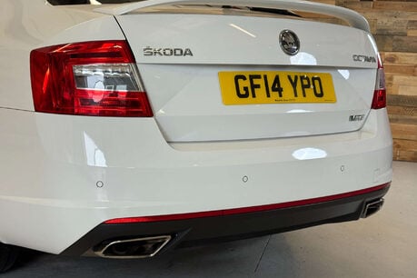 Skoda Octavia 2.0 TFSI vRS Hatchback 5dr Petrol Manual Euro 6 (s/s) (220 ps) 10