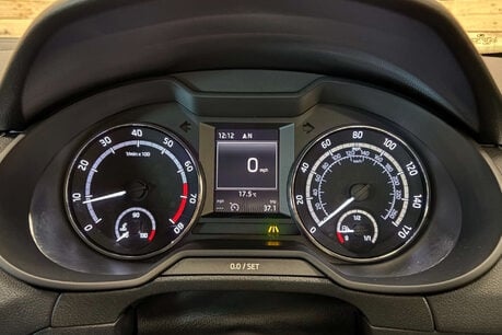 Skoda Octavia 2.0 TFSI vRS Hatchback 5dr Petrol Manual Euro 6 (s/s) (220 ps) 8