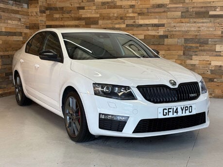 Skoda Octavia 2.0 TFSI vRS Hatchback 5dr Petrol Manual Euro 6 (s/s) (220 ps)