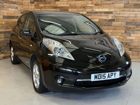 Nissan LEAF 24kWh Acenta Hatchback 5dr Electric Auto (107 bhp)