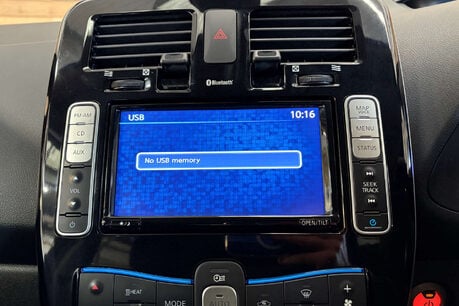 Nissan LEAF 24kWh Acenta Hatchback 5dr Electric Auto (107 bhp) 17
