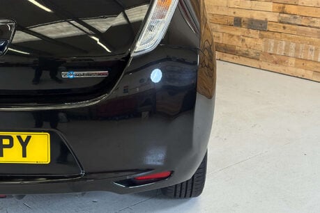 Nissan LEAF 24kWh Acenta Hatchback 5dr Electric Auto (107 bhp) 55