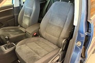 Volkswagen Tiguan 2.0 TDI BlueMotion Tech SE SUV 5dr Diesel Manual 2WD Euro 5 (s/s) (140 ps) 50