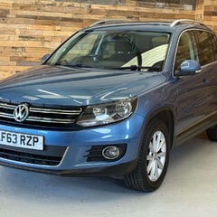 Volkswagen Tiguan 2.0 TDI BlueMotion Tech SE SUV 5dr Diesel Manual 2WD Euro 5 (s/s) (140 ps) 1