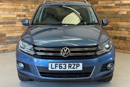 Volkswagen Tiguan 2.0 TDI BlueMotion Tech SE SUV 5dr Diesel Manual 2WD Euro 5 (s/s) (140 ps) 2