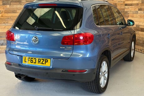 Volkswagen Tiguan 2.0 TDI BlueMotion Tech SE SUV 5dr Diesel Manual 2WD Euro 5 (s/s) (140 ps) 6