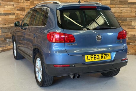 Volkswagen Tiguan 2.0 TDI BlueMotion Tech SE SUV 5dr Diesel Manual 2WD Euro 5 (s/s) (140 ps) 73