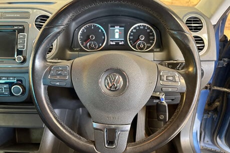 Volkswagen Tiguan 2.0 TDI BlueMotion Tech SE SUV 5dr Diesel Manual 2WD Euro 5 (s/s) (140 ps) 22