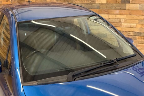 Toyota Yaris 1.5 VVT-h Excel Hatchback 5dr Petrol Hybrid E-CVT Euro 6 (15in Alloy) (101 76