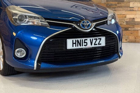 Toyota Yaris 1.5 VVT-h Excel Hatchback 5dr Petrol Hybrid E-CVT Euro 6 (15in Alloy) (101 19