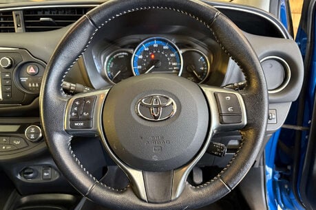 Toyota Yaris 1.5 VVT-h Excel Hatchback 5dr Petrol Hybrid E-CVT Euro 6 (15in Alloy) (101 23