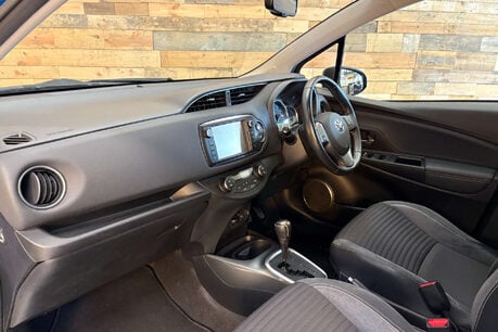 Toyota Yaris 1.5 VVT-h Excel Hatchback 5dr Petrol Hybrid E-CVT Euro 6 (15in Alloy) (101 39