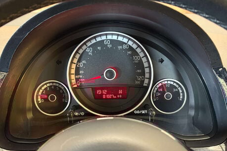 Volkswagen Up 1.0 High up! Hatchback 5dr Petrol ASG Euro 5 (75 ps) 7