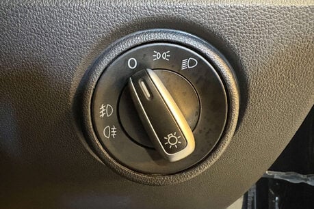 Volkswagen Up 1.0 High up! Hatchback 5dr Petrol ASG Euro 5 (75 ps) 29