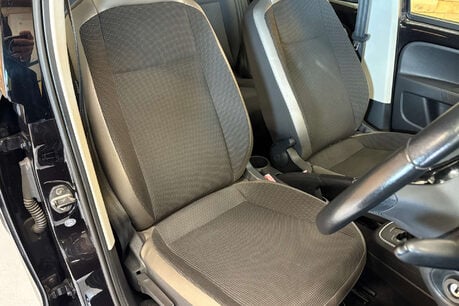 Volkswagen Up 1.0 High up! Hatchback 5dr Petrol ASG Euro 5 (75 ps) 67