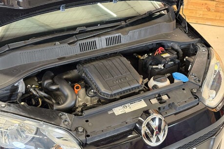 Volkswagen Up 1.0 High up! Hatchback 5dr Petrol ASG Euro 5 (75 ps) 56