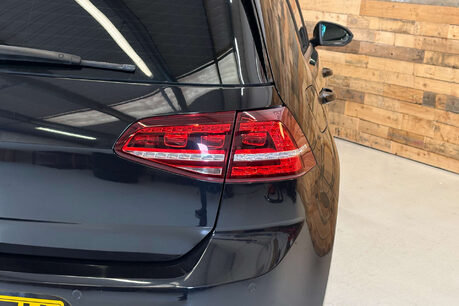 Volkswagen Golf 2.0 TSI BlueMotion Tech GTI Hatchback 5dr Petrol DSG Euro 6 (s/s) (220 ps) 68