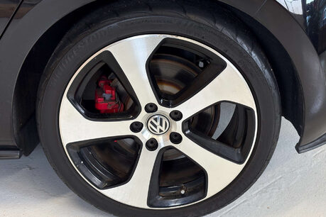 Volkswagen Golf 2.0 TSI BlueMotion Tech GTI Hatchback 5dr Petrol DSG Euro 6 (s/s) (220 ps) 63