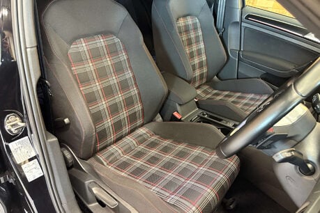 Volkswagen Golf 2.0 TSI BlueMotion Tech GTI Hatchback 5dr Petrol DSG Euro 6 (s/s) (220 ps) 22