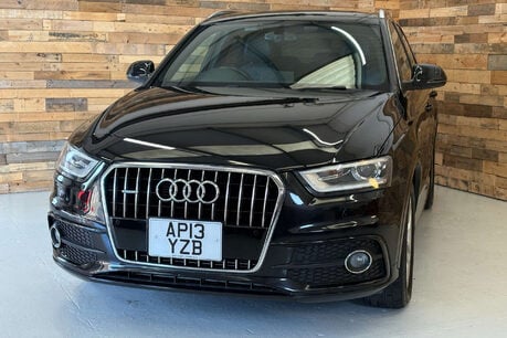 Audi Q3 2.0 TFSI S line SUV 5dr Petrol S Tronic quattro Euro 5 (s/s) (170 ps) 33
