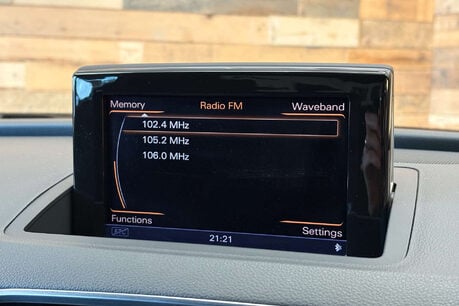 Audi Q3 2.0 TFSI S line SUV 5dr Petrol S Tronic quattro Euro 5 (s/s) (170 ps) 32