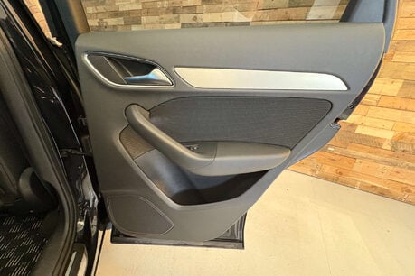 Audi Q3 2.0 TFSI S line SUV 5dr Petrol S Tronic quattro Euro 5 (s/s) (170 ps) 61