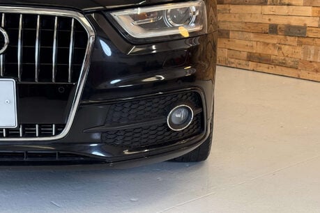 Audi Q3 2.0 TFSI S line SUV 5dr Petrol S Tronic quattro Euro 5 (s/s) (170 ps) 21