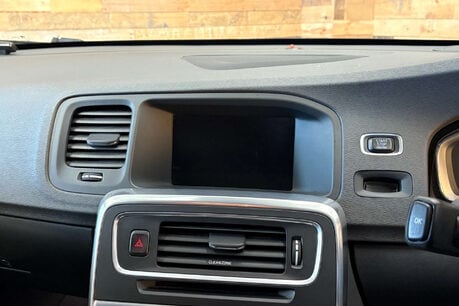 Volvo V60 2.0 D4 SE Lux Nav Estate 5dr Diesel Auto Euro 6 (s/s) (190 ps) 33