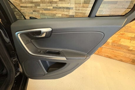Volvo V60 2.0 D4 SE Lux Nav Estate 5dr Diesel Auto Euro 6 (s/s) (190 ps) 43