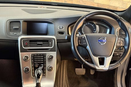 Volvo V60 2.0 D4 SE Lux Nav Estate 5dr Diesel Auto Euro 6 (s/s) (190 ps) 39