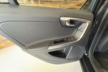 Volvo V60 2.0 D4 SE Lux Nav Estate 5dr Diesel Auto Euro 6 (s/s) (190 ps) 41